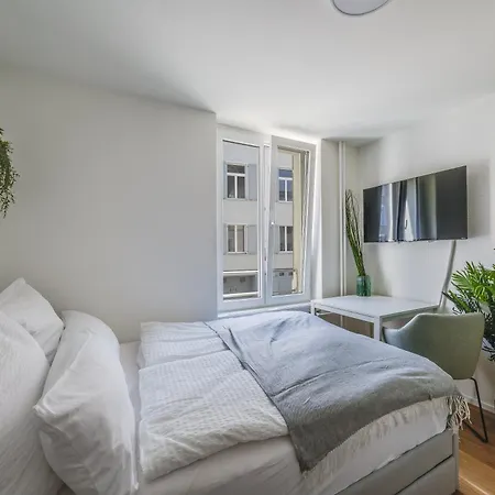 Hre St Gallen Center *