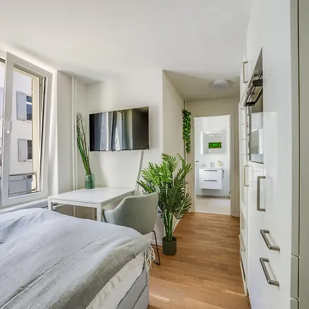 Hre St Gallen Center *